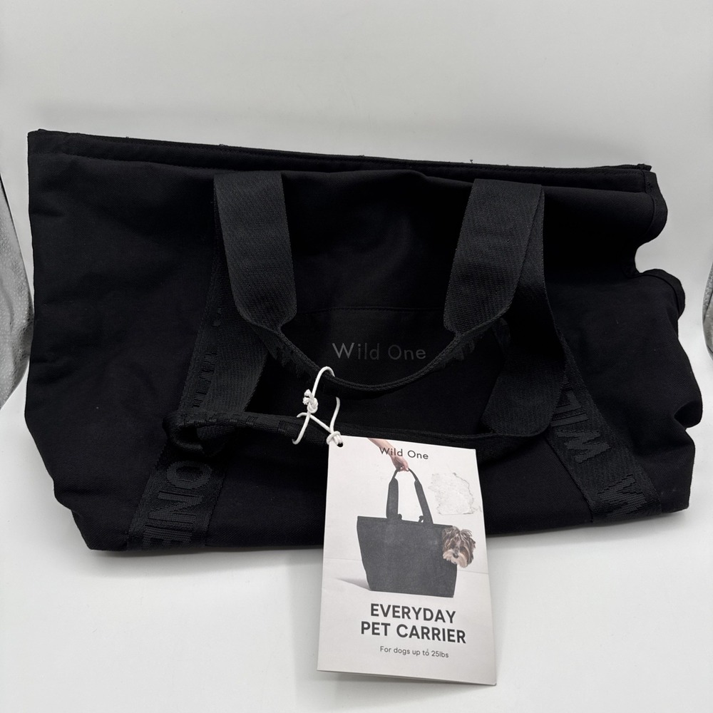 NWT Wild One Everyday Pet Carrier Dogs Up To 25 Lbs Black Canvas Bag Tote Purse